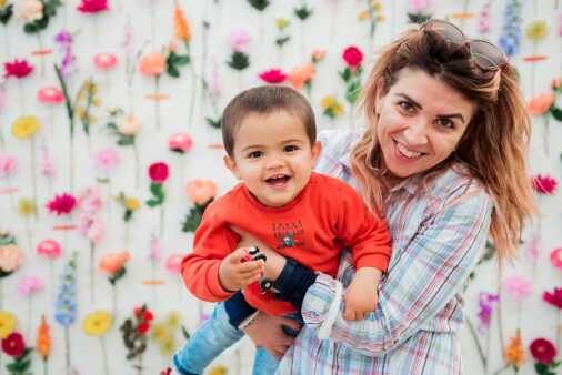 Scatti in serra per la Festa della Mamma