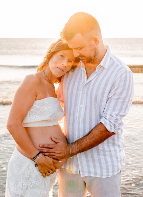 Silvia e Dario – Servizio gravidanza all’alba al mare
