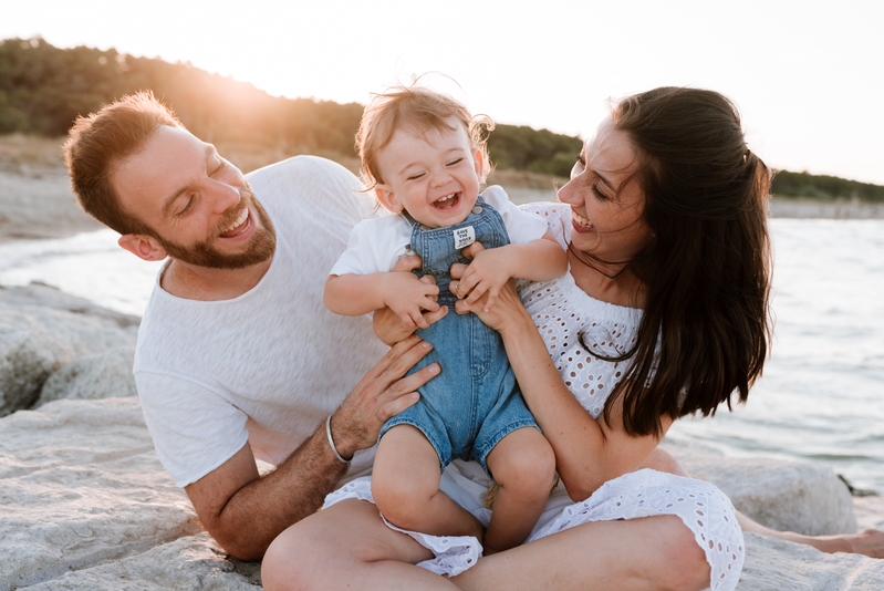 Federica, Michele ed Edoardo – Servizio di famiglia in spiaggia al tramonto